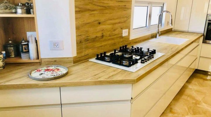 שיש ברחובות