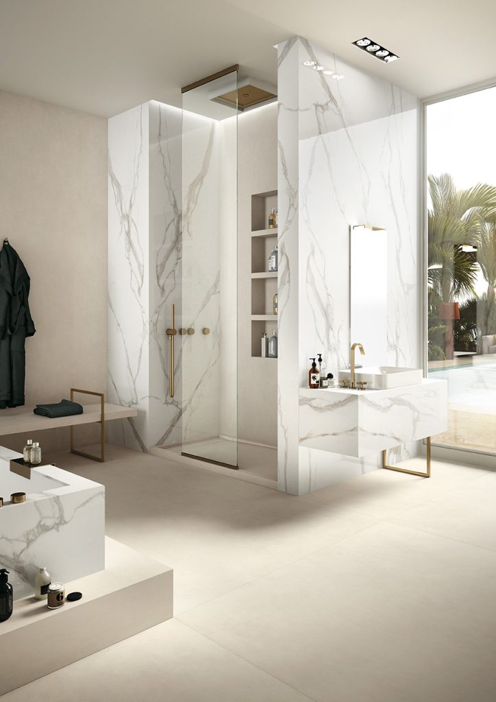 קלקטה אורו מקלחת